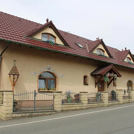 U Kapličky Mala Hrastice