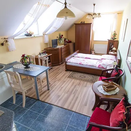 U Kaplicky 3* Mala Hrastice