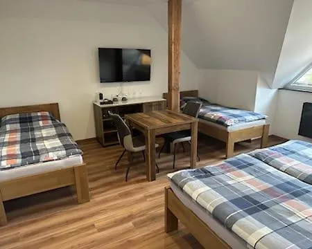 Penzion U Kapličky 3*